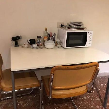 Ampio Monolocale Nel Cuore Della Citta Rome Exterior photo