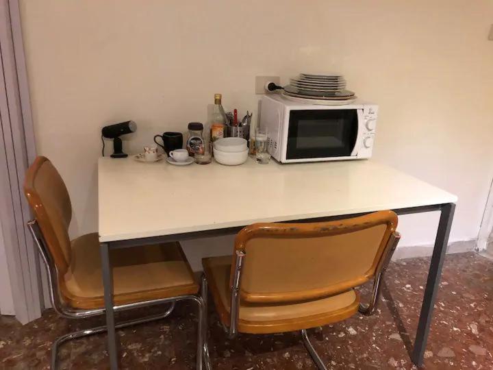 Ampio Monolocale Nel Cuore Della Citta Rome Exterior photo